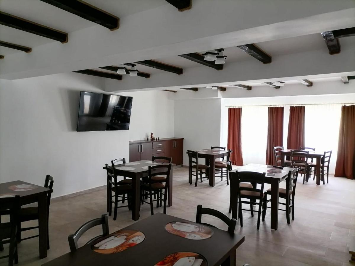 Appartamento Casa Mirandre Haţeg Esterno foto